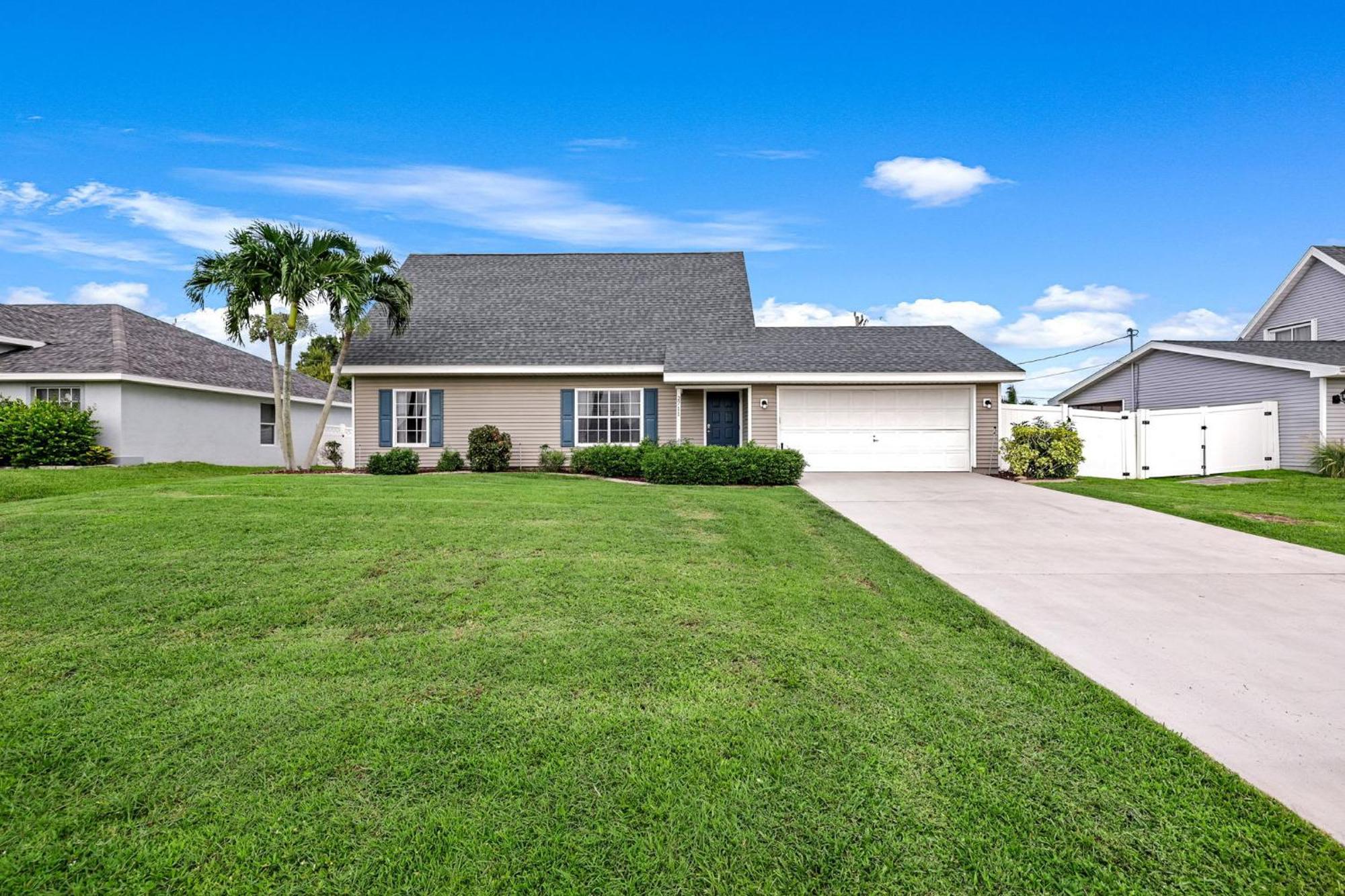 Family Friendly 3Br Home With Heated Pool & Toys Cape Coral Exterior photo